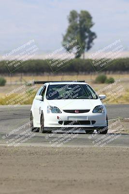 media/Sep-14-2025-Speed Ventures (Sun) [[b2951cd086]]/Green/Session 2 (Grapevine)/